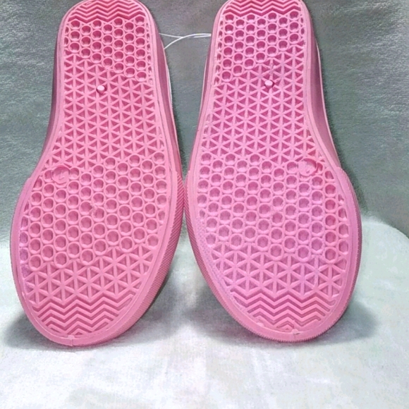 Brand New White & Pink Multicolored - Picture 3 of 3